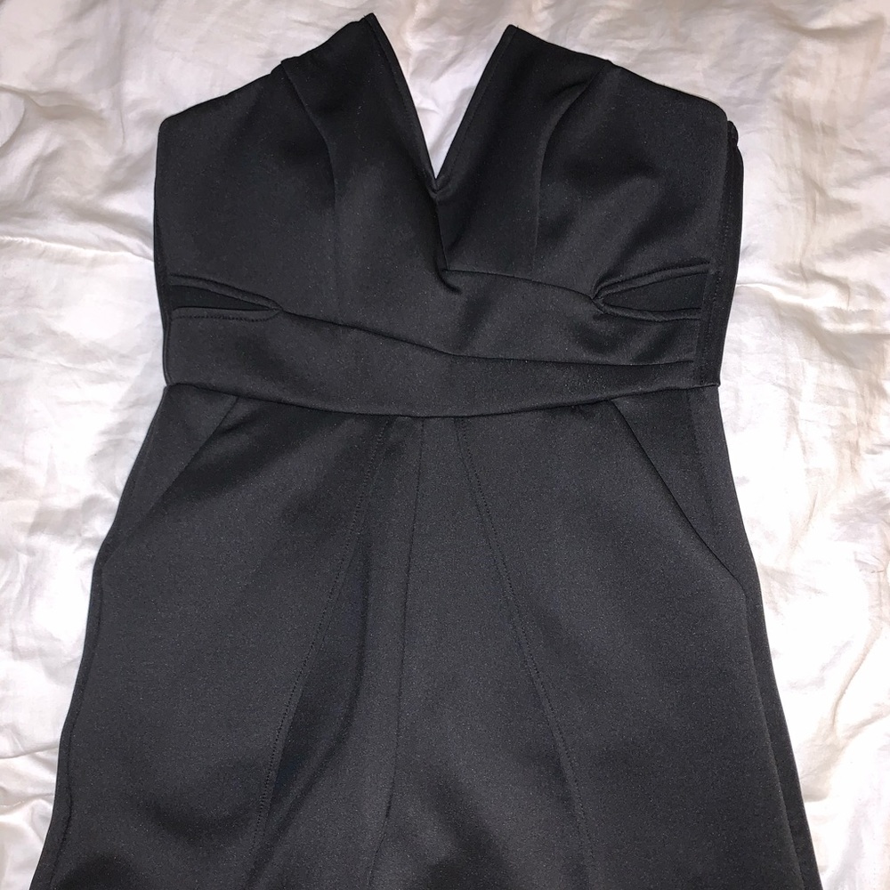 Lulu’s Black V-neck Jumpsuit